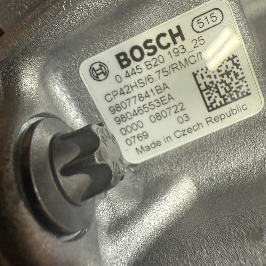 0-445-B20-193N (898046553 ,0-445-020-193 ,0-445-020-194) New Bosch Common Rail Injection Pump fits Isuzu Engine