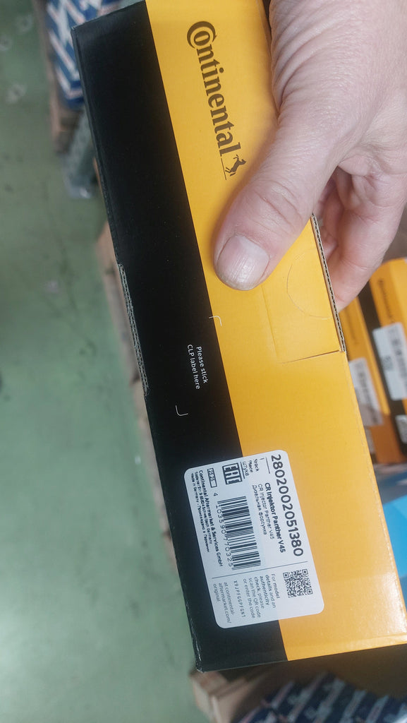 A2C9303500080DR (2143478, GK2Q-9K546-AB, 1881202, GK2Q-9K546-AC, U203-13-350; 2802002051380) New Siemens VDO Common Rail Fuel Injector fits Ford 2.0 Tdci Engine - Goldfarb & Associates Inc
