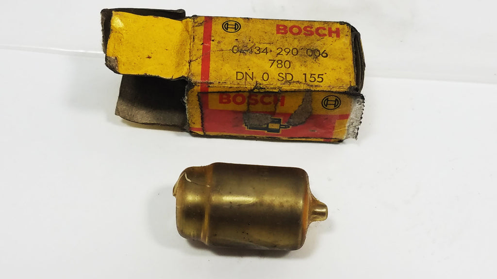 0-434-290-006 (DN0SD155) New Bosch Nozzle - Goldfarb & Associates Inc